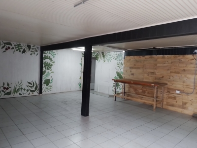 Arriendo-de-Local-Comercial-en-Valdivia-CENTRAL