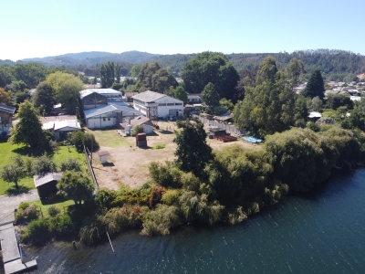 Venta-de-Terreno-Comercial-con-Galpones-en-Valdivia-Collico